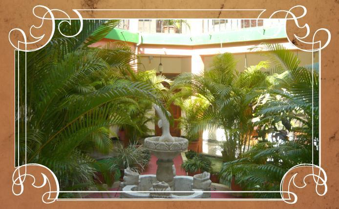Hotel El Reformador Puerto Barrios Exteriör bild